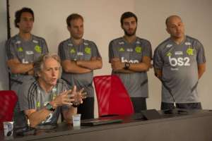 Jorge Jesus comanda o 1º treino no Flamengo e pede: 'É ganhar, ganhar e ganhar'
