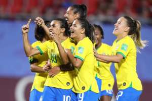 Mundial Feminino: Médico diz que Marta pode jogar 90 minutos e crê na volta de Formiga