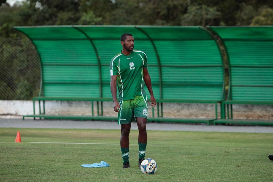 Série C: Após saída de volante, atacante também deixa o Luverdense