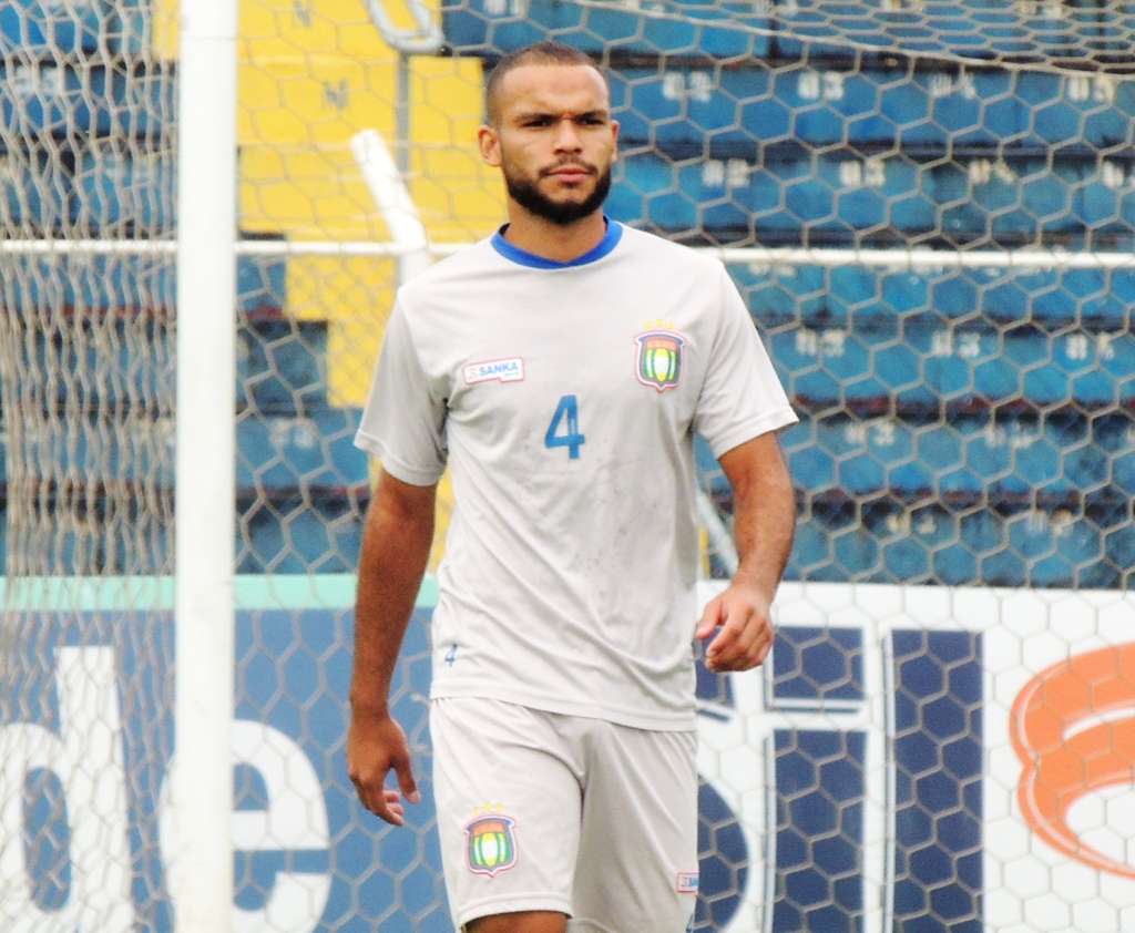 Após primeiros gols no profissional, Gleyson deseja estender fase goleadora na Copa Paulista