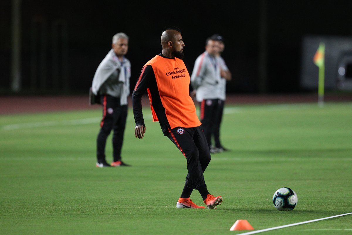 Copa América: Vidal fica fora de treino e se torna dúvida do Chile para 3ª rodada