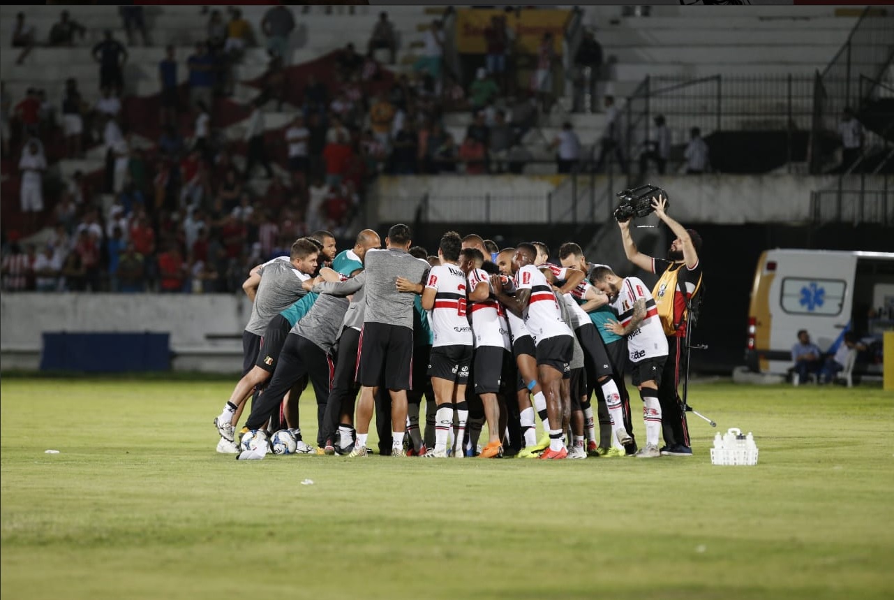SÉRIE C: Santa Cruz vence clássico e Tombense se aproxima do G4