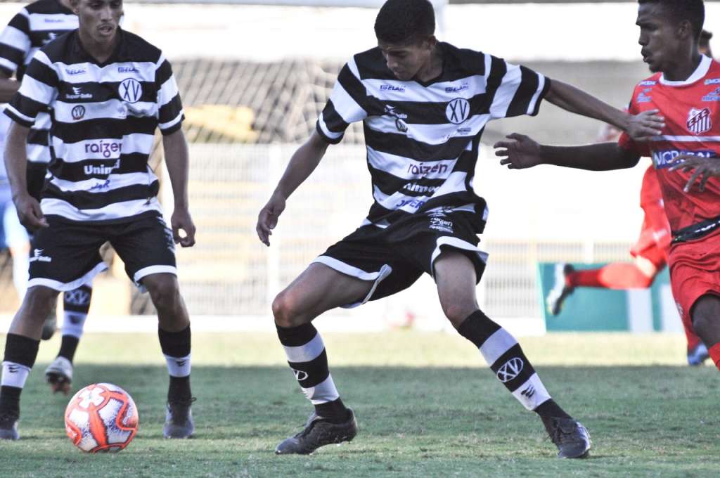 O XV de Piracicaba empatou sem gols com o Capivariano. (Foto: Vitor Prates)