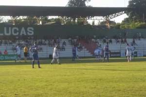 Luverdense 4 x 0 Atlético-AC - LEC desencanta e goleia rival dentro de casa