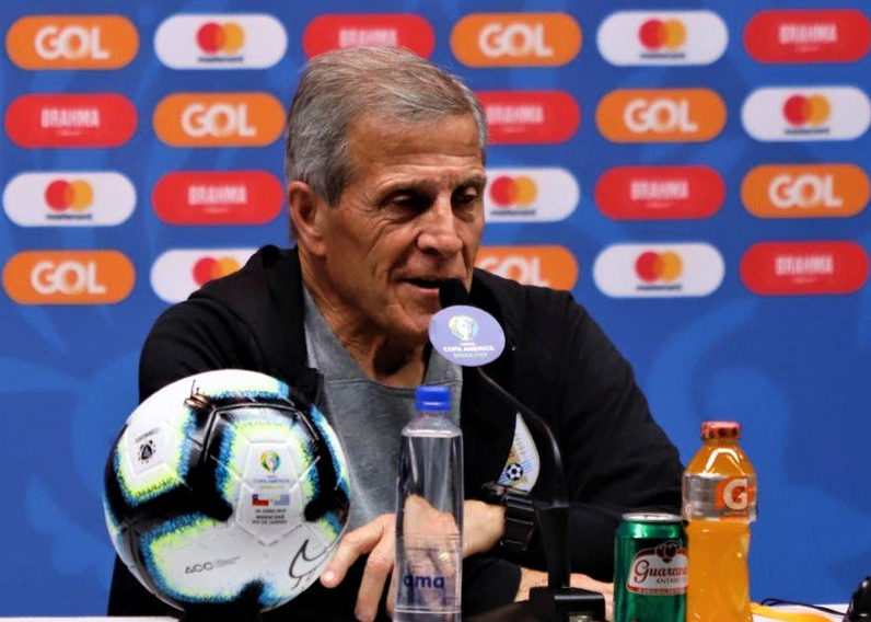 Copa América: Tabárez vê confronto difícil e descarta favoritismo uruguaio