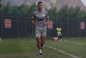 Novo reforço, volante quer aproveitar chance dada por Luxemburgo no Vasco
