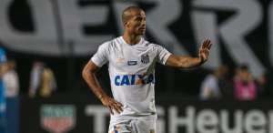 Sánchez adia retorno ao Santos e Caju treina após volta de empréstimo