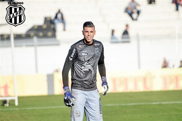 O goleiro Ivan brilhou pela seleção olímpica no Torneio de Toulon e está em alta