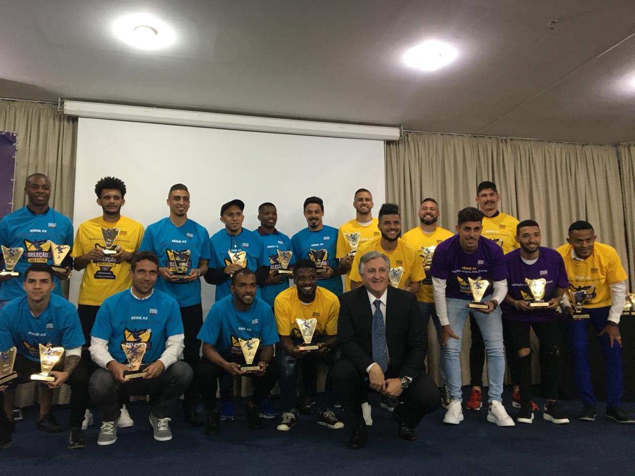 Confira quem prestigiou a premiação Sindicato dos Atletas de SP. Veja fotos!