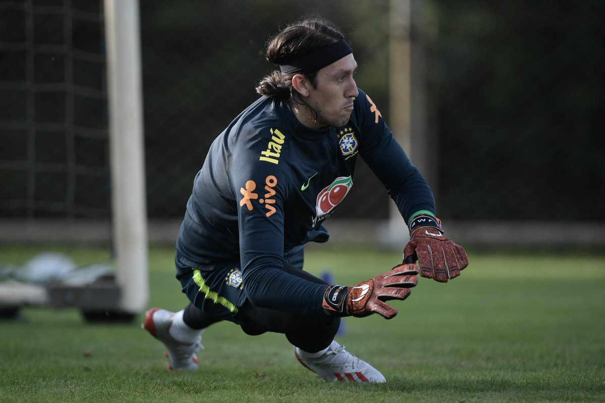 Corinthians monitora lesão de Cássio: ‘Temos contato diário com a seleção’