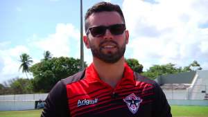 Após eliminação, técnico 'mais novo do Brasil' deixa clube da Série D