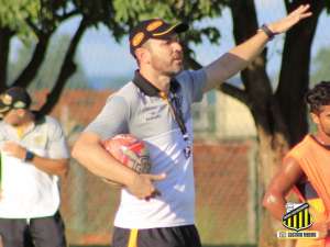 Após eliminação na Série D, técnico deixa clube do interior de São Paulo