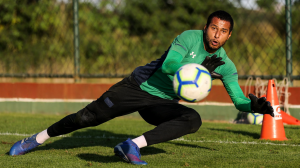Goleiro do Flu, Rodolfo é flagrado em antidoping por suspeita de uso de cocaína
