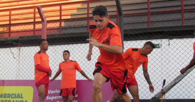 Segundona: Flamengo retoma trabalhos de olho na liderança do grupo