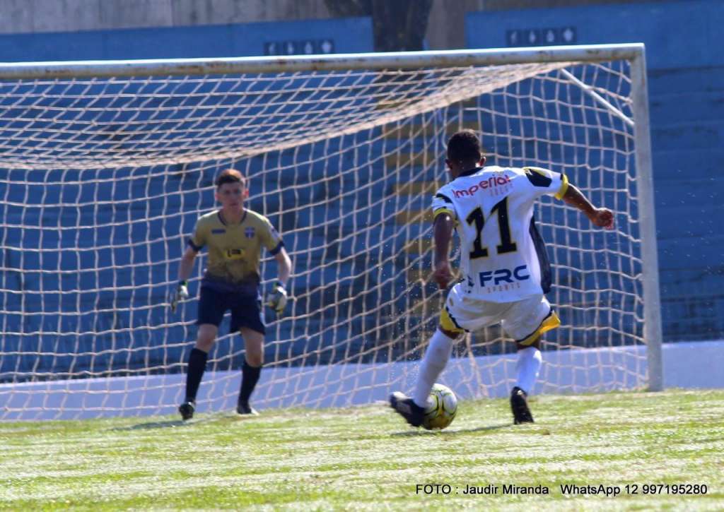 Atacante deixou dois gols neste domingo. (Foto: Jaudir Miranda)
