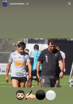 Romero posa ao lado de Carille e brinca sobre renovação. (Foto: Reprodução/Instagram)