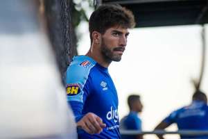 Antes do fim de contrato, Cruzeiro oficializa retorno de volante ao Real Madrid