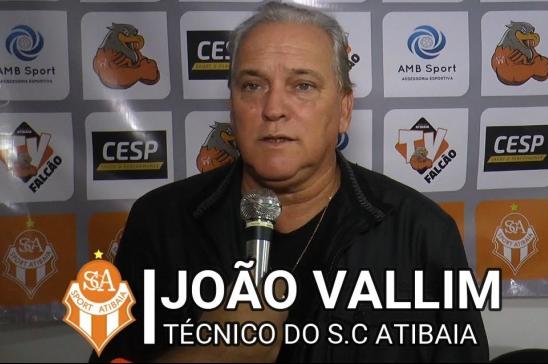 Vallim aposta na força de conjunto do Falcão