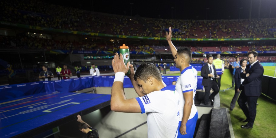 Copa América: Conmebol multa CBF por gritos homofóbicos da torcida na estreia