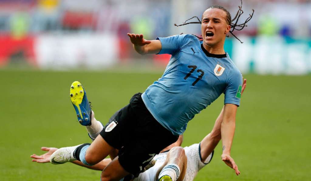 Laxalt não se recuperou de uma lesão muscular e desfalca o Uruguai contra o Peru