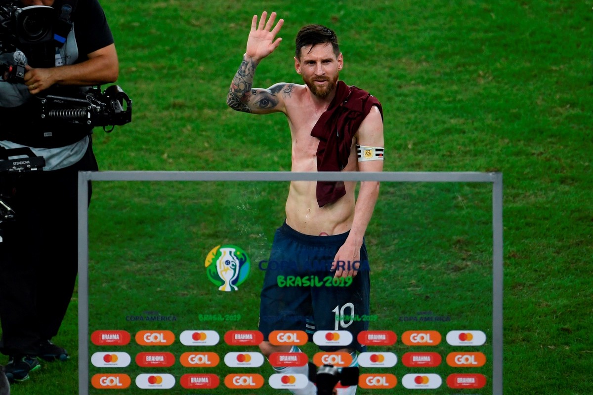 Copa América: Messi volta a criticar gramado: “Todos são muito ruins”