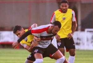 Ferroviário x Botafogo-PB - Ferrão busca recuperação para disparar na ponta do grupo