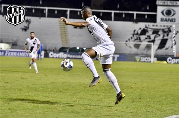 Athletico-PR não perde tempo e faz proposta por lateral da Ponte Preta