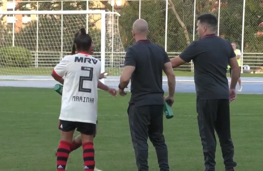 BRASILEIRO FEMININO: Em tarde de Gaby, Flamengo faz dois e vence o Inter fora de casa