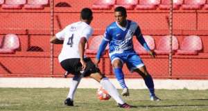 Corinthians 1 x 0 Taubaté - Timão vence com gol no fim e segue no G4 do Grupo 3