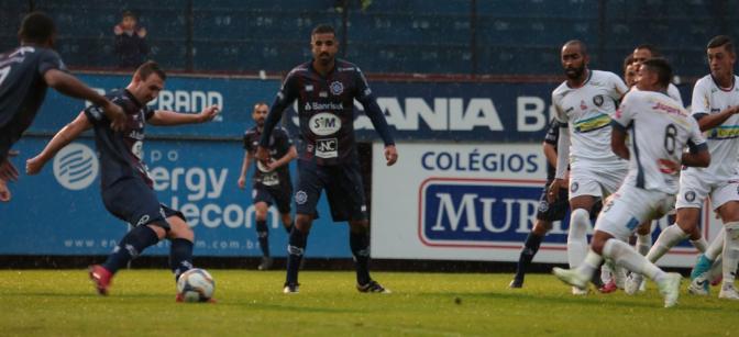 Caxias era favorito, mas empatou com Cianorte