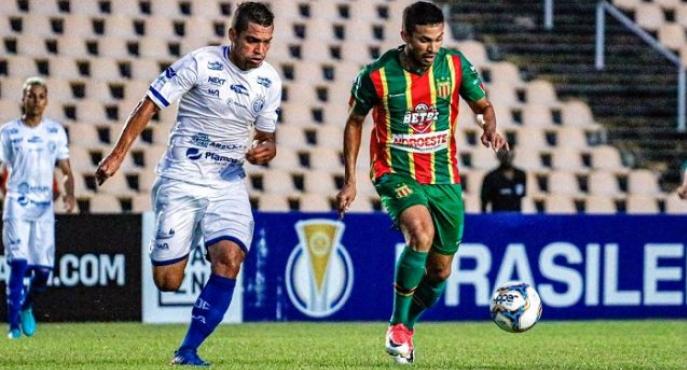 Sampaio melhora no empate com Confiança. Foto: Lucas Almeida