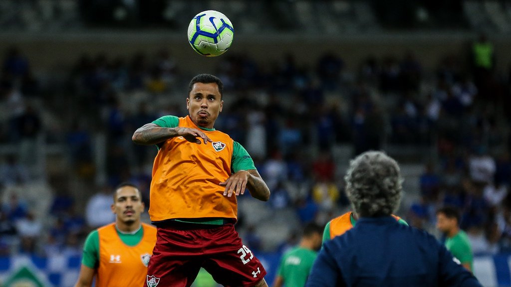 Allan renova empréstimo por 6 meses com Flu e brinca: ‘Liverpool, ficarei no Rio’