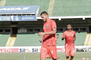 Série B: Coritiba ganha reforço de velho conhecido para a zaga