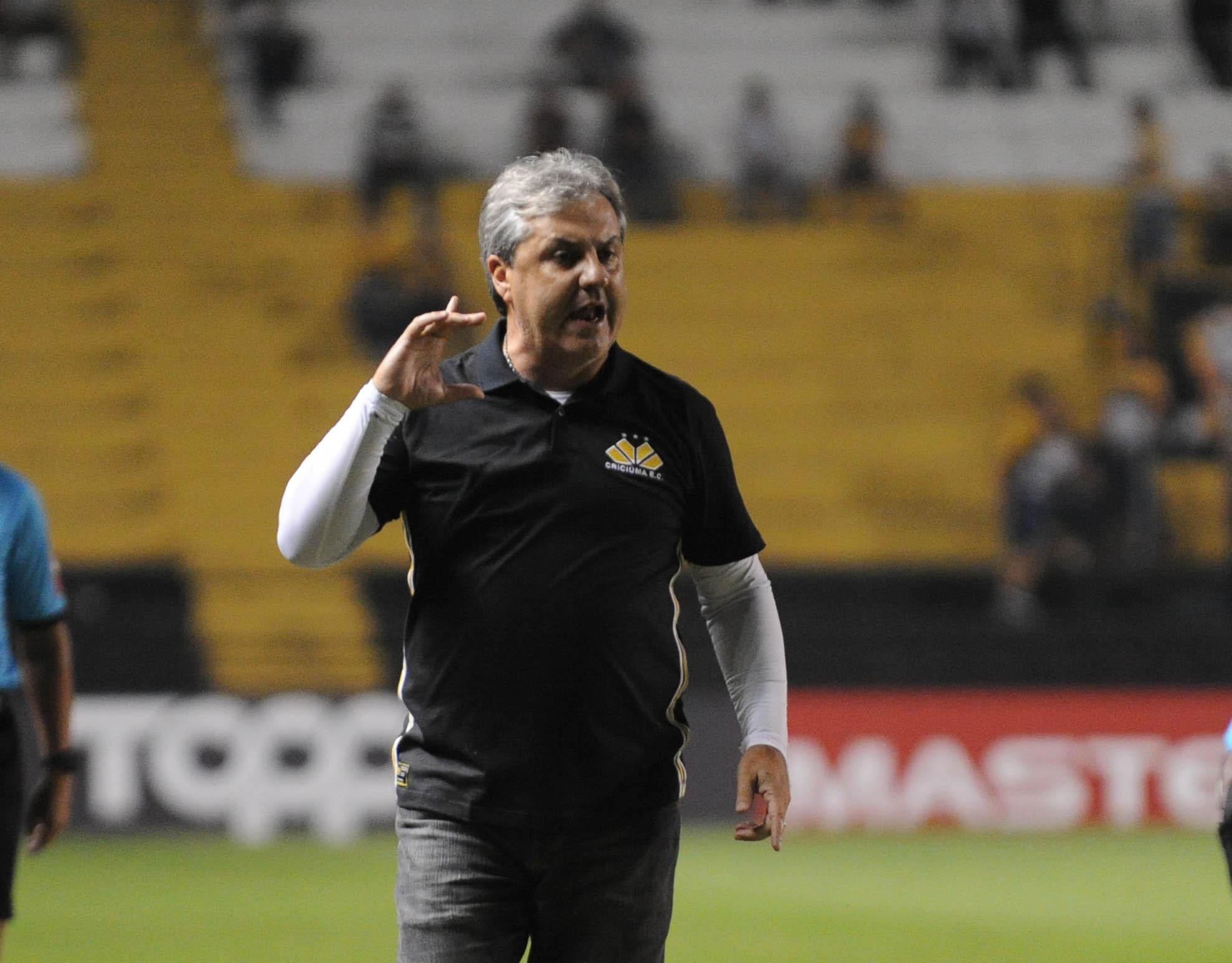 Série B: Pressionado, Wesley acredita em recuperação do Criciúma