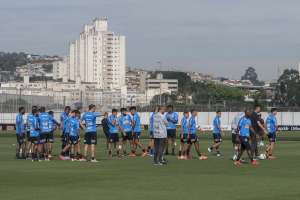 Após contratação de Gil, Corinthians se prepara para vender jogadores