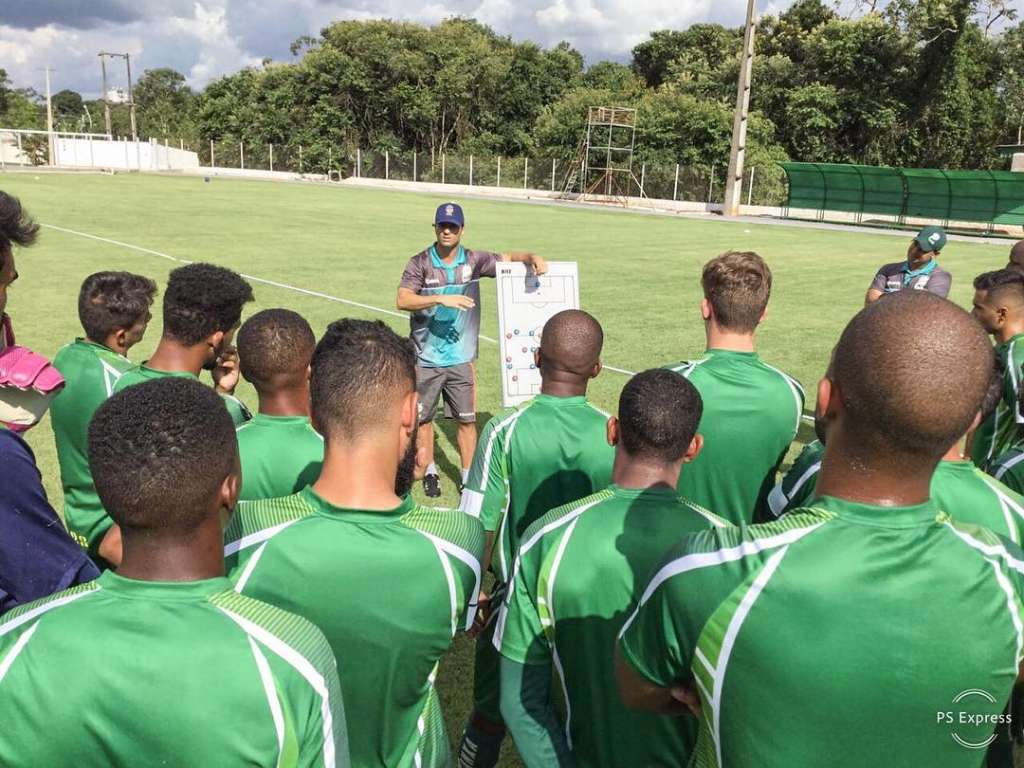 Júnior Rocha quer vitórias em casa para deixar a zona de rebaixamento da Série C