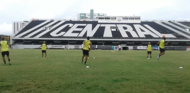 Série D: Eliminado, Central empresta jogadores para rivais pernambucanos