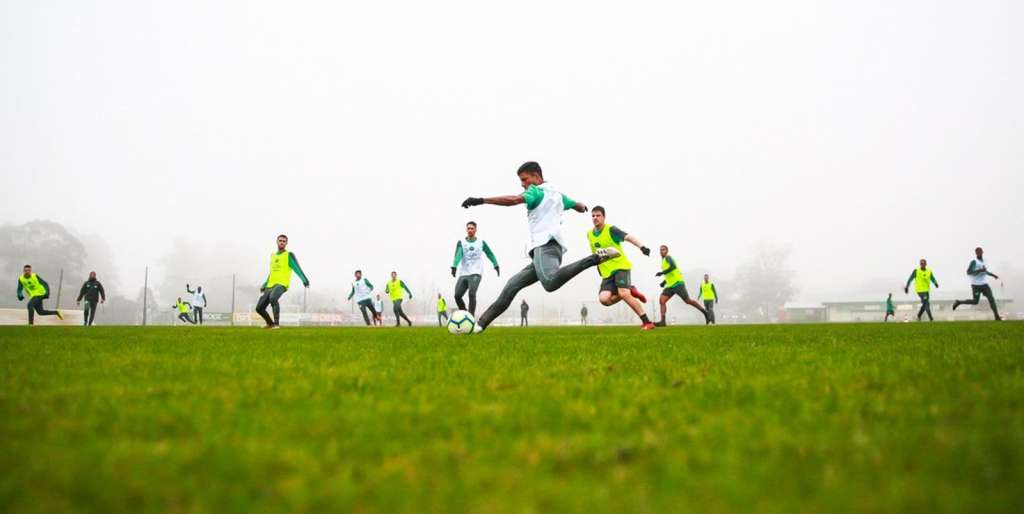 Campanharo aprova intertemporada da Chapecoense e revela conversa com Ney Franco