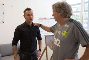 Regularizado na CBF, Rafinha fica à disposição de Jorge Jesus para estrear no Fla