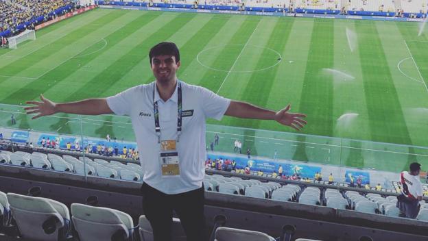 Repórter Kim Belluco direto da Arena  Corinthians