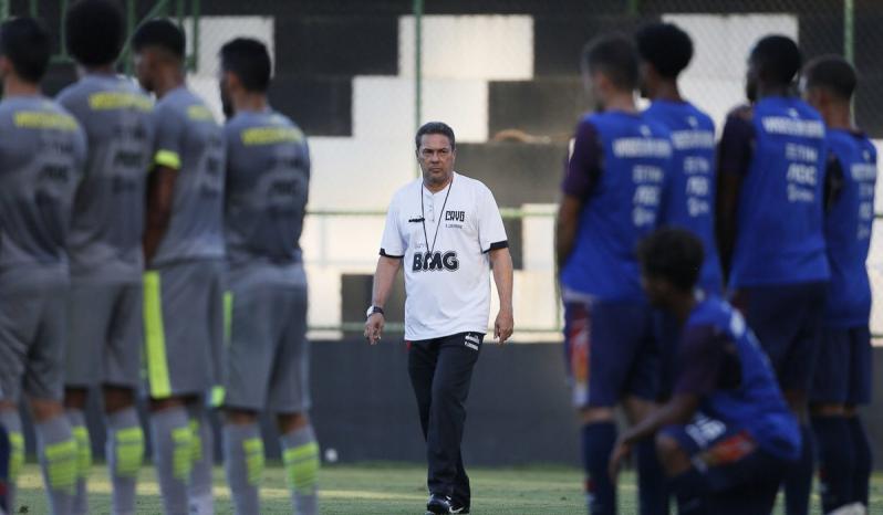 Luxemburgo começa ajustar o time do Vasco - Rafael Ribeiro/Vasco