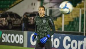 Série B: Figueirense libera goleiro para acertar com clube português
