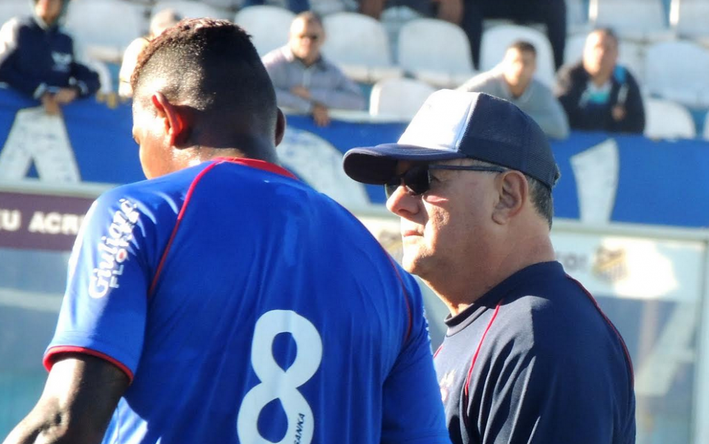 Treinador fez sua estreia no fim de semana. (Foto: Fabrício Cortinove)