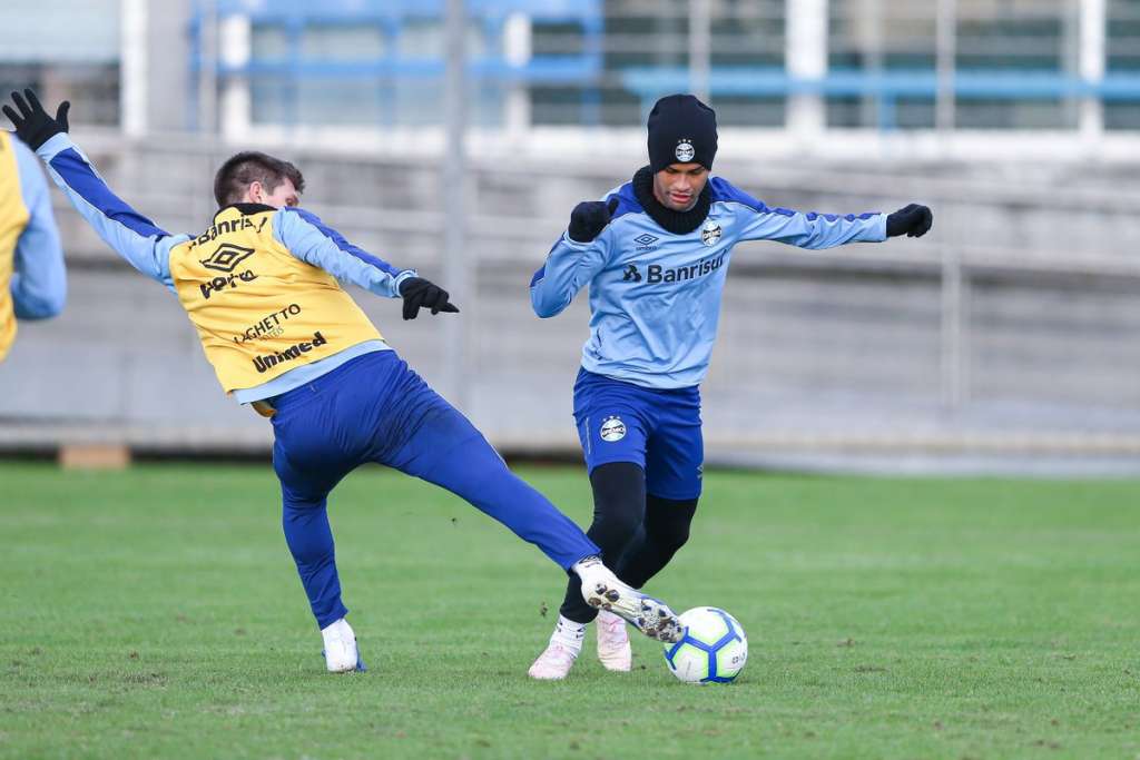 Tardelli e Maicon viram dúvidas de última hora no Grêmio para jogo com o Bahia