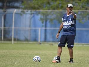 Após eliminação, ídolo do Vasco deixa comando técnico de time da Série D