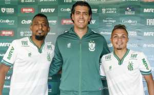 Série B: Ex-São Paulo e Elias são apresentados no América-MG