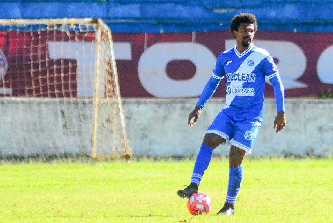 Copa Paulista: Após 1ª vitória, zagueiro prega evolução do Taubaté nos próximos jogos
