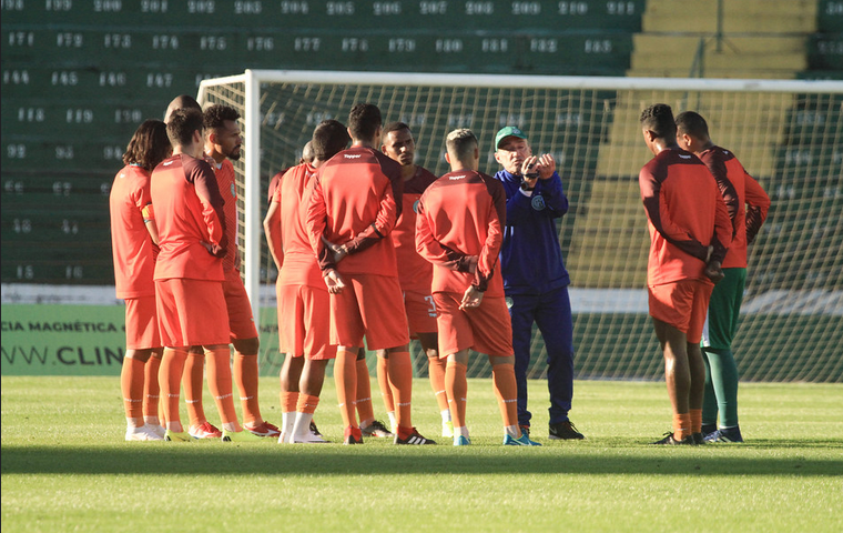 Time titular também mudou. (Foto: Letícia Martins/GuaraniPress) Time titular também mudou. (Foto: Letícia Martins/GuaraniPress)