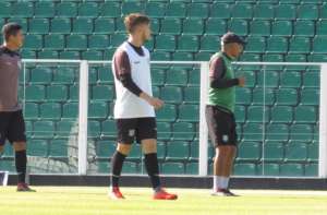 Série B: Robertinho é relacionado e Figueirense viaja com dúvida para enfrentar América