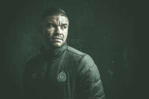 Chapecoense contrata ex-zagueiro do Palmeiras, mas aguarda o BID para estreia
